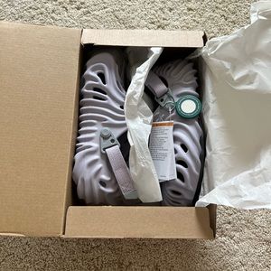 Salehe bembury urchin crocs size 6 new in box